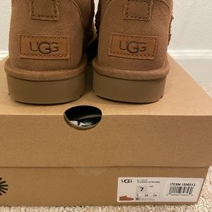Ugg Ultra Mini Chestnut Size 7